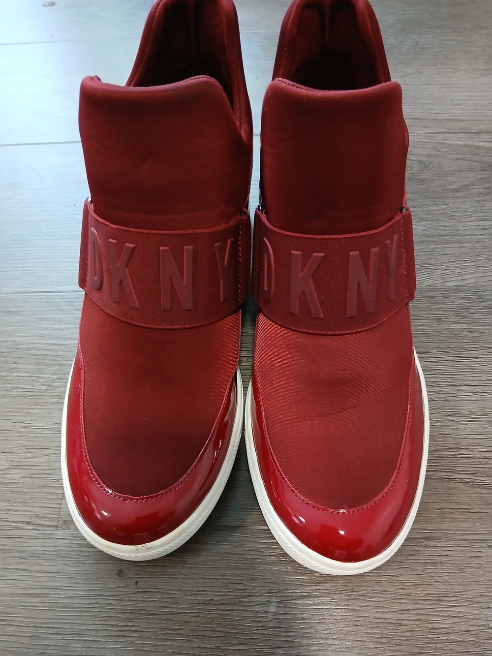 Dkny Women's Navy Cosmis Slip On Logo Wedge Sneakers Size 41m